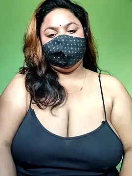 rani130 online show from 02-18-26, 01:47