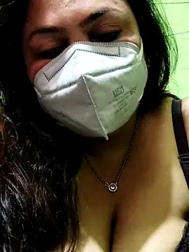 Snapshot of rani130 chatting on 02-17-25, 01:47 rani130 online show from 02-17-25, 01:47