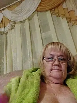 Violet5364 online show from 12-18-25, 09:40