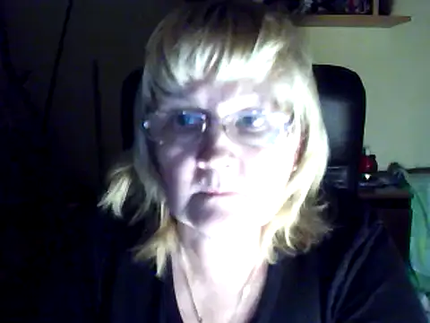 Snapshot of Violet5364 chatting on 02-22-25, 06:30 Violet5364 online show from 02-22-25, 06:30
