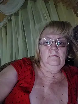 Snapshot of Violet5364 chatting on 06-14-26, 07:26 Violet5364 online show from 06-14-26, 07:26