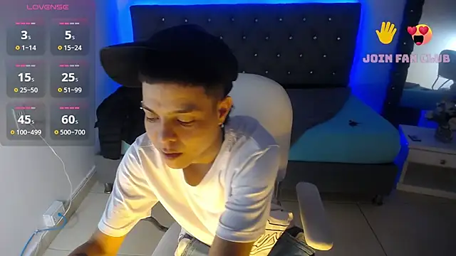 SebastianCollinss online show from 02-12-25, 07:24