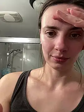 Snapshot of CecilGreen chatting on 02-20-25, 10:26 CecilGreen online show from 02-20-25, 10:26