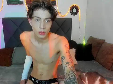 Snapshot of Liam-adamwex chatting on 01-12-26, 05:58 Liam-adamwex online show from 01-12-26, 05:58