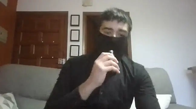 Snapshot of ESCOMOFUC chatting on 02-26-25, 05:53 ESCOMOFUC online show from 02-26-25, 05:53