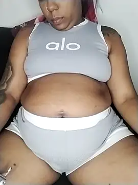 emma purple  online show from 10-27-25, 09:49