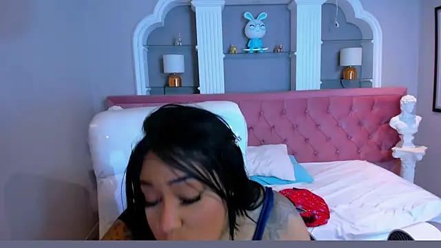 emma purple  online show from 02-11-25, 06:55
