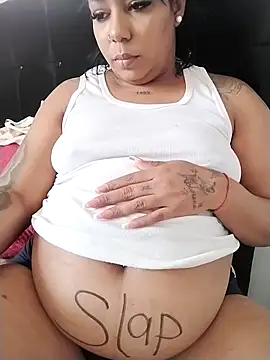 Snapshot of emma_purple_ chatting on 03-01-26, 07:03 emma purple online show from 03-01-26, 07:03