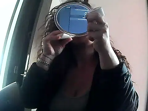 Snapshot of Cielo_carpentier69 chatting on 10-16-25, 02:47 Cielo carpentier69 online show from 10-16-25, 02:47