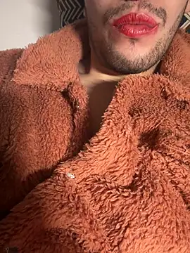 yaxxx03 online show from 01-15-26, 07:17