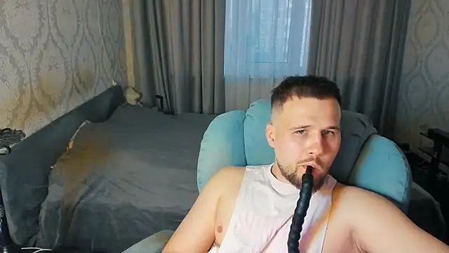 Vladik b online show from 06-20-26, 06:35