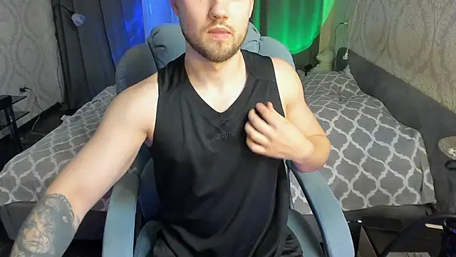 Vladik b online show from 02-25-25, 08:42