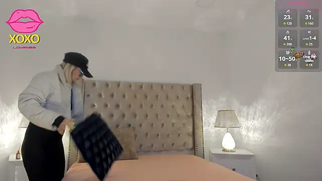 CandieGilson   online show from 11-11-25, 11:16