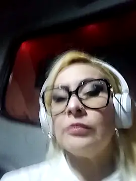 CandieGilson   online show from 03-31-26, 10:28