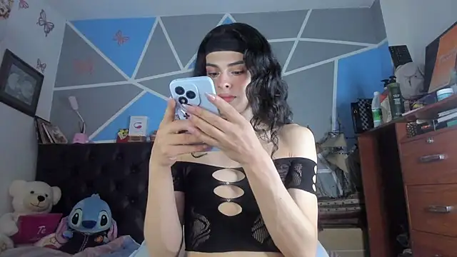 Snapshot of Meghan_hott chatting on 10-19-25, 06:38 Meghan hott online show from 10-19-25, 06:38