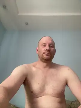 Snapshot of Krzysiekg123 chatting on 02-15-26, 01:21 Krzysiekg123 online show from 02-15-26, 01:21