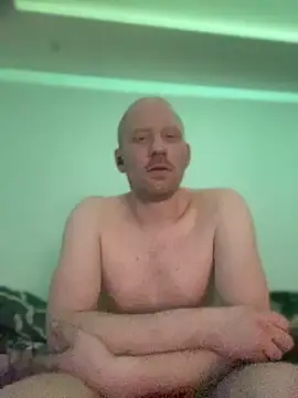 Snapshot of Krzysiekg123 chatting on 03-01-25, 05:20 Krzysiekg123 online show from 03-01-25, 05:20