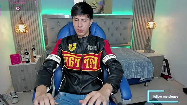 Estiv18  online show from 11-27-25, 05:08