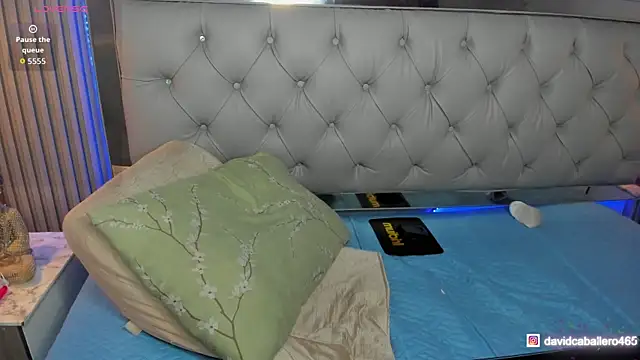 Estiv18  online show from 04-09-26, 02:13