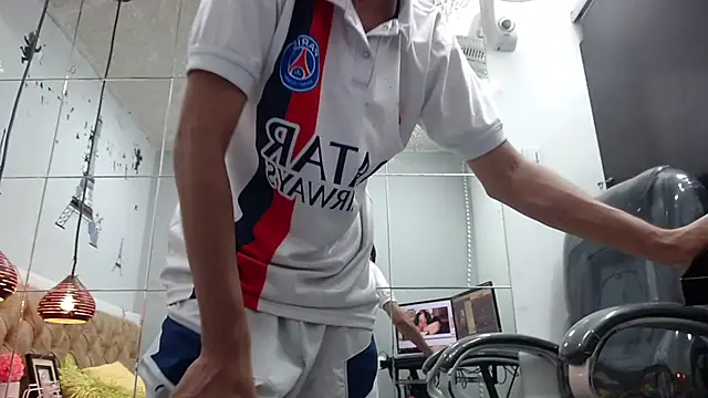 Estiv18  online show from 03-22-25, 11:53