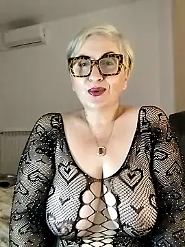 Pumabionda online show from 10-26-25, 05:08