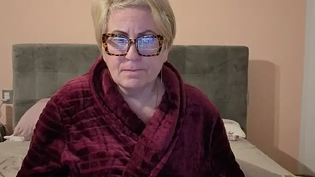 Pumabionda online show from 11-23-25, 06:29