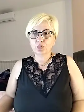 Pumabionda online show from 04-13-26, 03:27