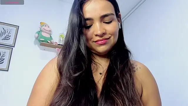 Snapshot of sarita_bigbooty_ chatting on 06-07-26, 10:09 sarita bigbooty online show from 06-07-26, 10:09
