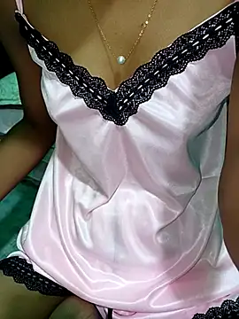 Ruhiii828wooskdla online show from 02-11-25, 06:51