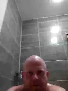 JanHus6 online show from 02-17-25, 07:01