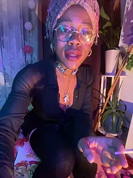 Snapshot of FlowerLove109 chatting on 09-14-25, 09:59 FlowerLove109 online show from 09-14-25, 09:59