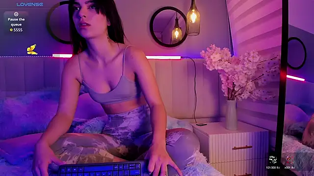 alice lodge online show from 09-11-25, 03:17