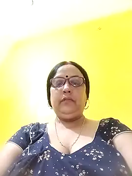 Kiyara8 online show from 10-13-25, 06:37