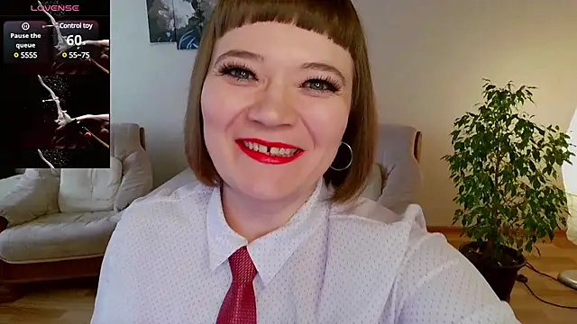 Snapshot of LizaMilfa chatting on 03-20-25, 06:41 LizaMilfa online show from 03-20-25, 06:41