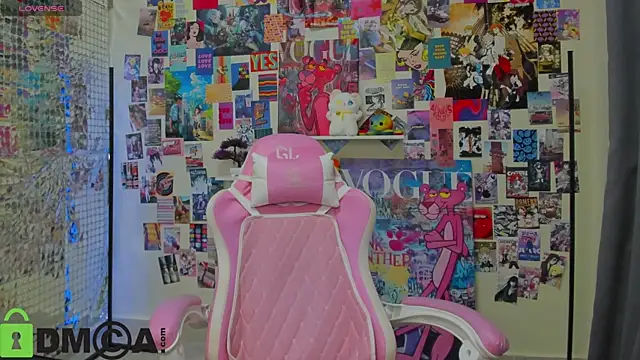 Chio Mio online show from 10-18-25, 02:13