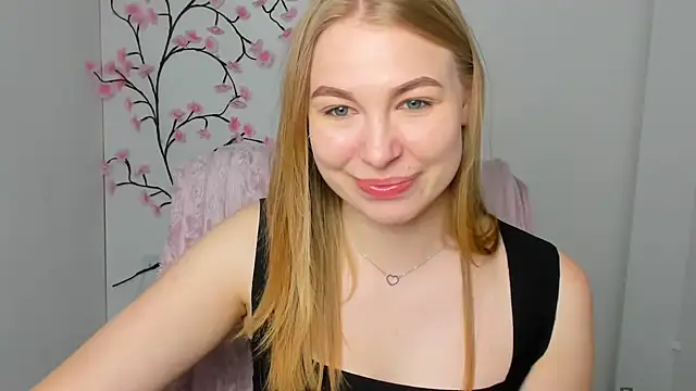 Snapshot of Dana_flowers chatting on 06-21-26, 05:35 Dana flowers online show from 06-21-26, 05:35