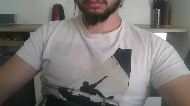 Snapshot of nxnd3525 chatting on 12-02-25, 01:02 nxnd3525 online show from 12-02-25, 01:02