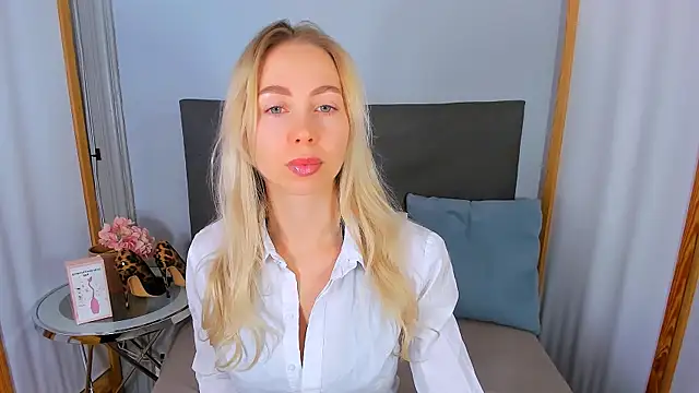 MargaritaRose online show from 03-15-26, 06:31