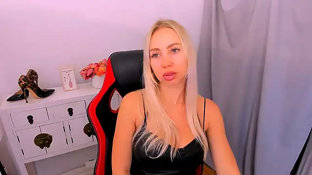 MargaritaRose online show from 07-07-26, 06:47