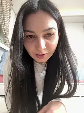 lunalovelee online show from 11-16-25, 12:21