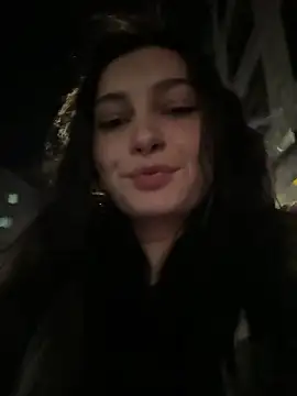 lunalovelee online show from 12-20-25, 02:09