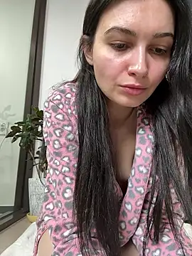 lunalovelee online show from 02-12-26, 01:55