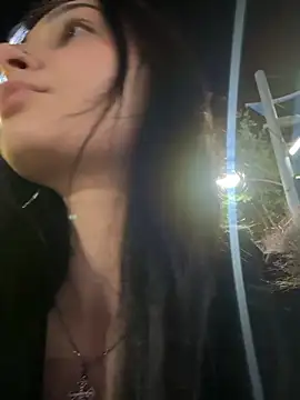 lunalovelee online show from 10-22-25, 01:43