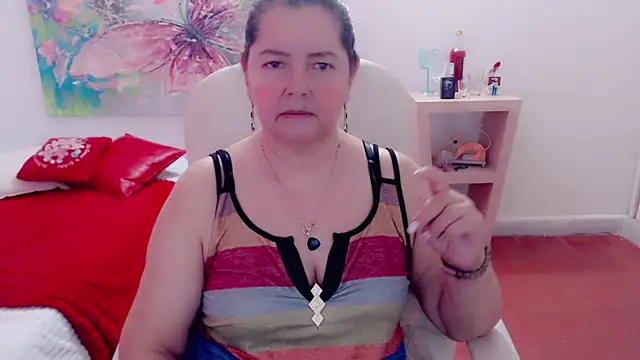 Snapshot of leonela_69 chatting on 11-15-25, 02:43 leonela 69 online show from 11-15-25, 02:43