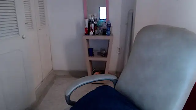 leonela 69 online show from 06-15-26, 09:47