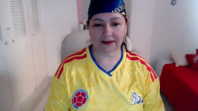 leonela 69 online show from 06-17-26, 08:41