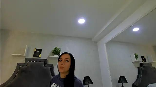 EmiliaRose  online show from 11-01-25, 08:36