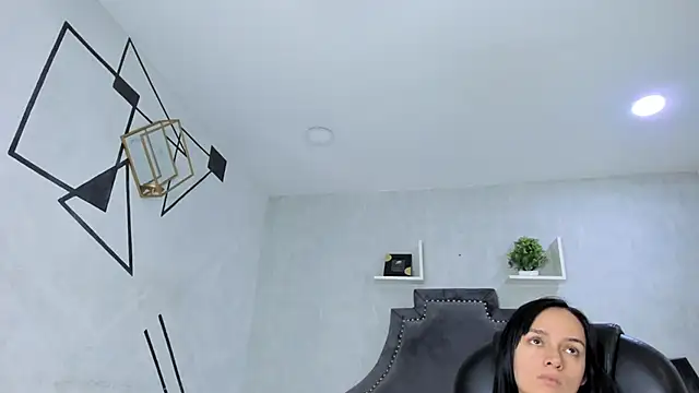 EmiliaRose  online show from 12-05-25, 09:23