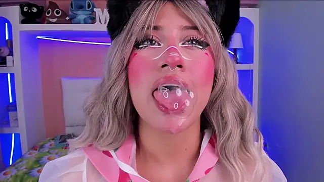 miss   megan online show from 02-13-26, 02:11