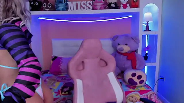 miss   megan online show from 03-13-26, 02:27